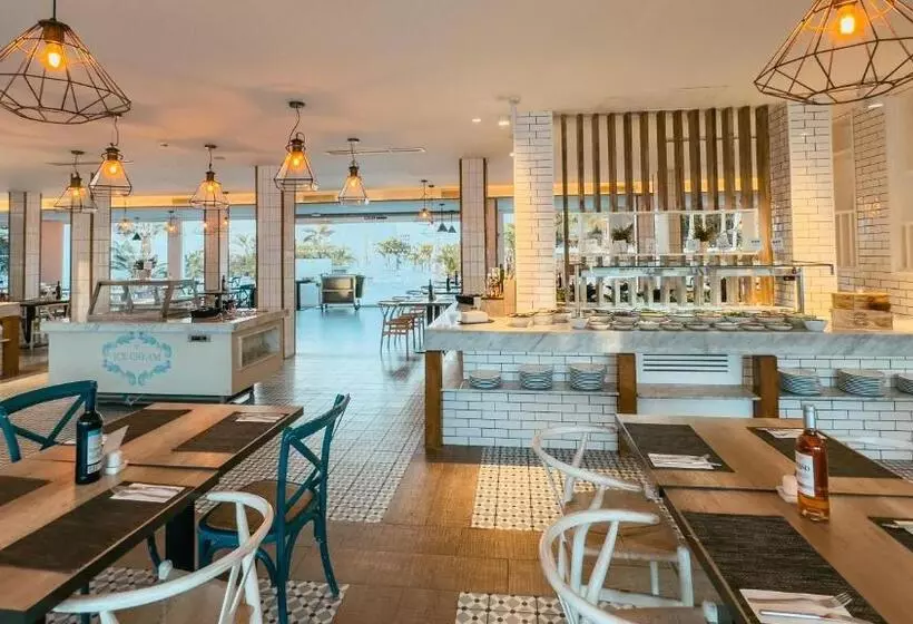 Labranda Corralejo Village