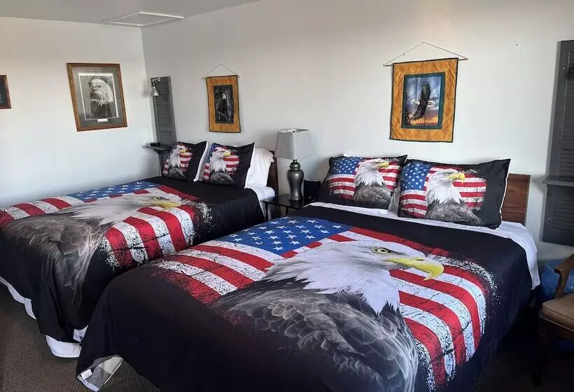 Eagle View Motel & Retreat