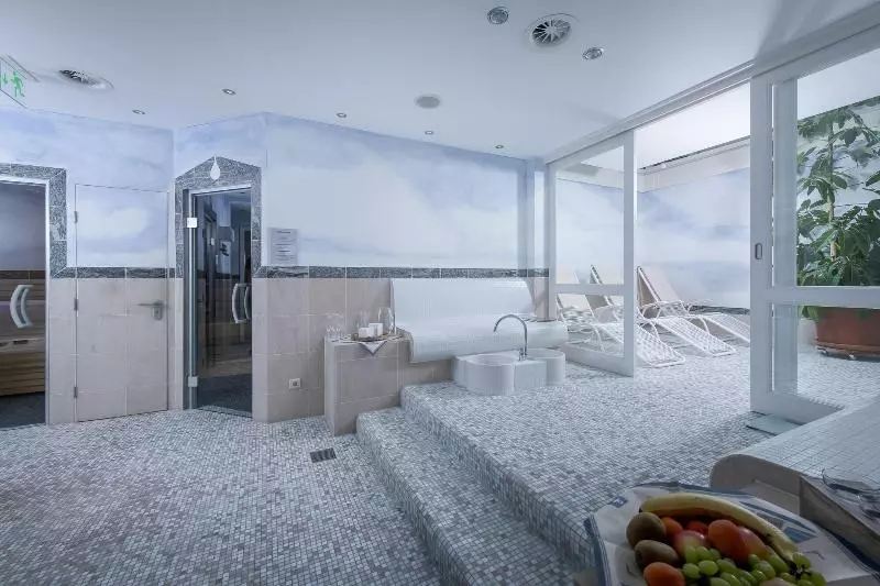 Hotelli Ferienzentrum Wenningstedt