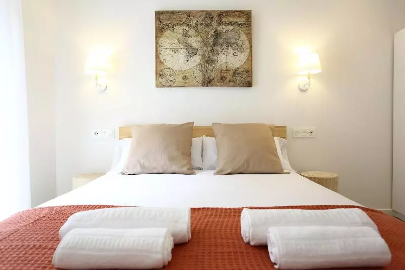 Hotelli Miracruz Suite Apartment