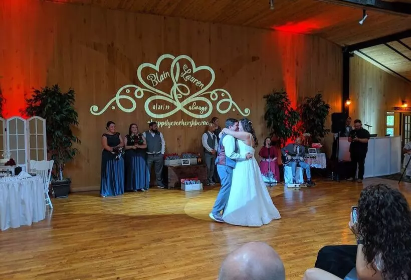 Hotelli The Lodge At Indian Lake