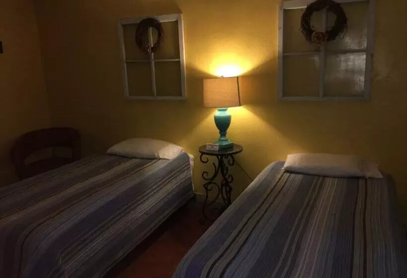 The Leakey Inn By Cmd