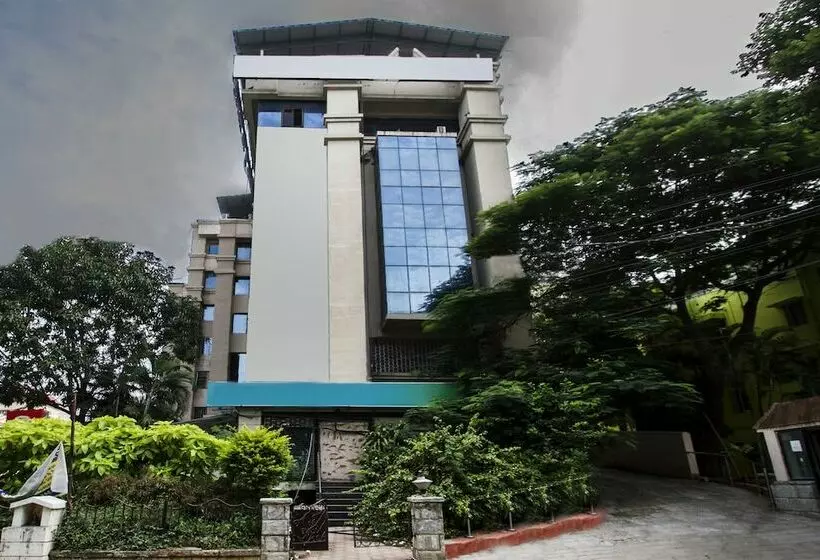 Hotelli Celebrity Skyhy By Wb Inn