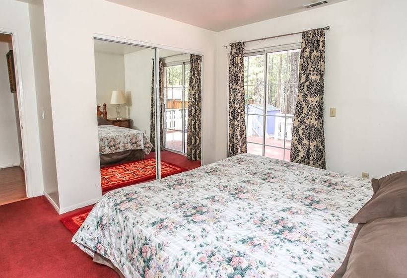 Mcwhinney Summit Cabin