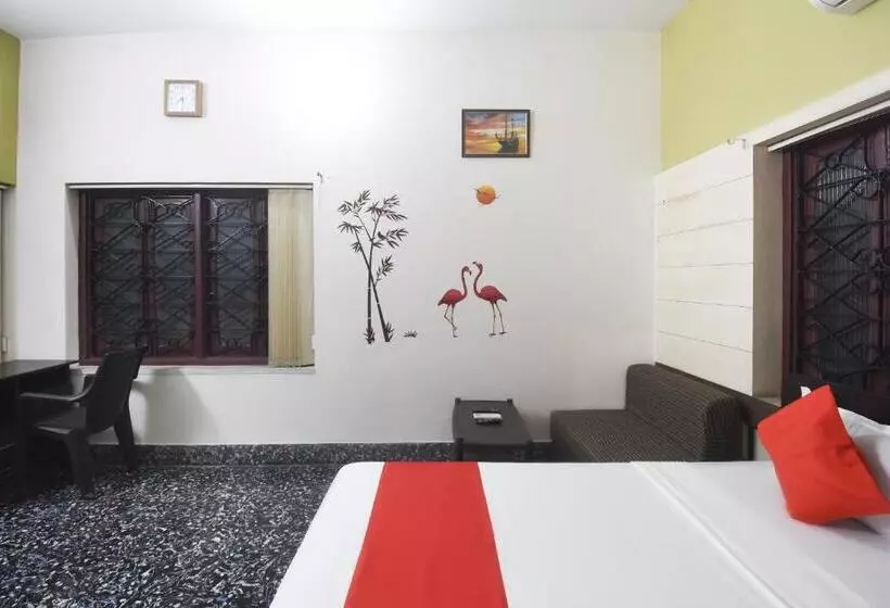 ホテル Oyo 76119 Smriti Villa
