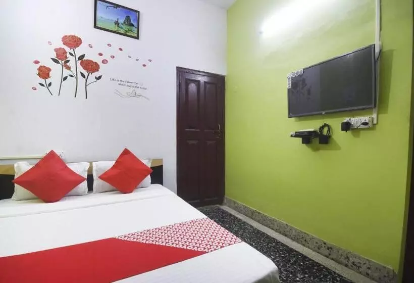 ホテル Oyo 76119 Smriti Villa