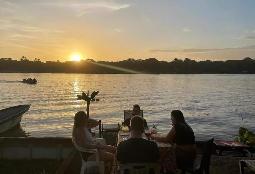 Hotelli Sunset Rooms