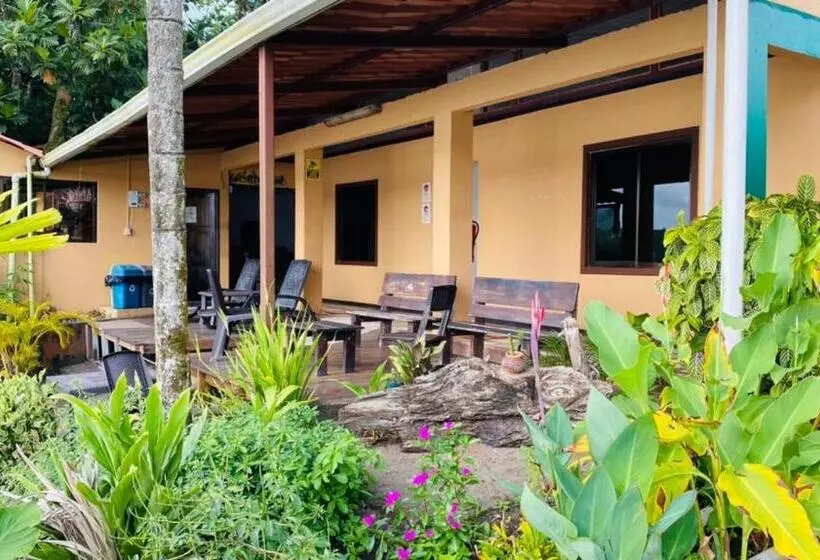 Hotelli Sunset Rooms