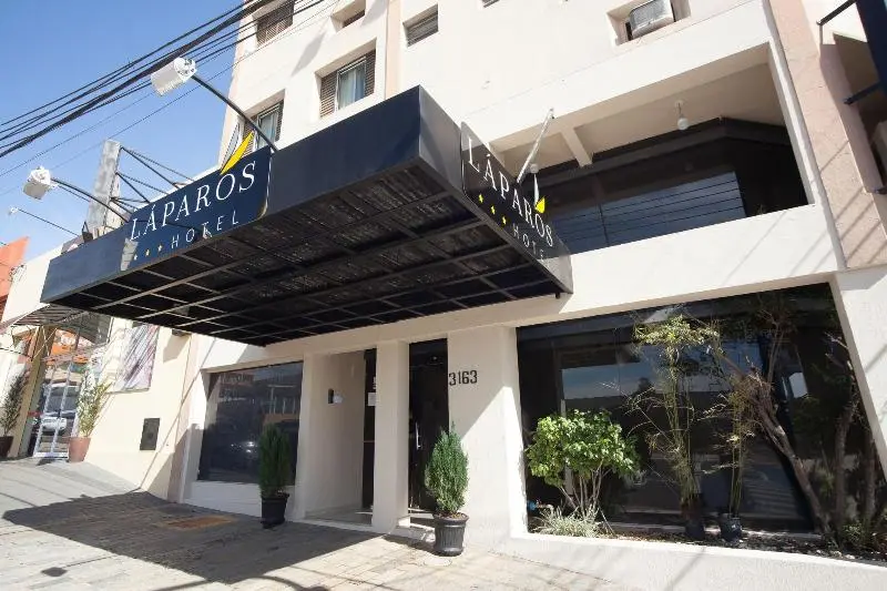 ホテル Laparos