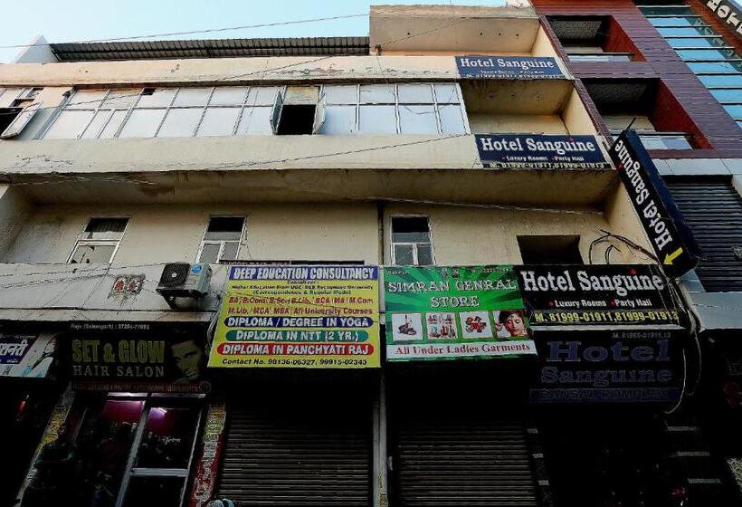 Otel Oyo 24763  Blue Moon