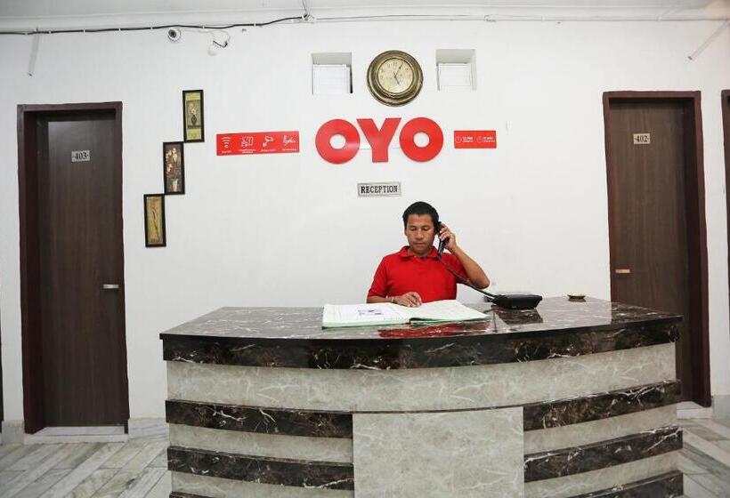 Otel Oyo 24763  Blue Moon