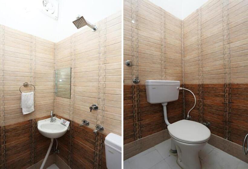 Otel Oyo 24763  Blue Moon