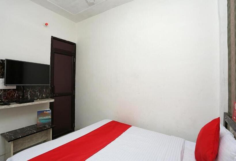 Otel Oyo 24763  Blue Moon