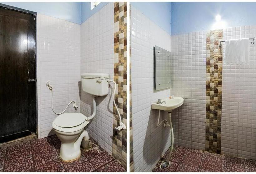 호텔 Oyo 75016  Dezire