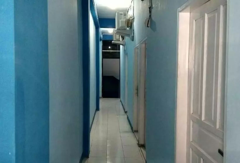 هتل O Homestay 47 Latanete Near Living Plaza