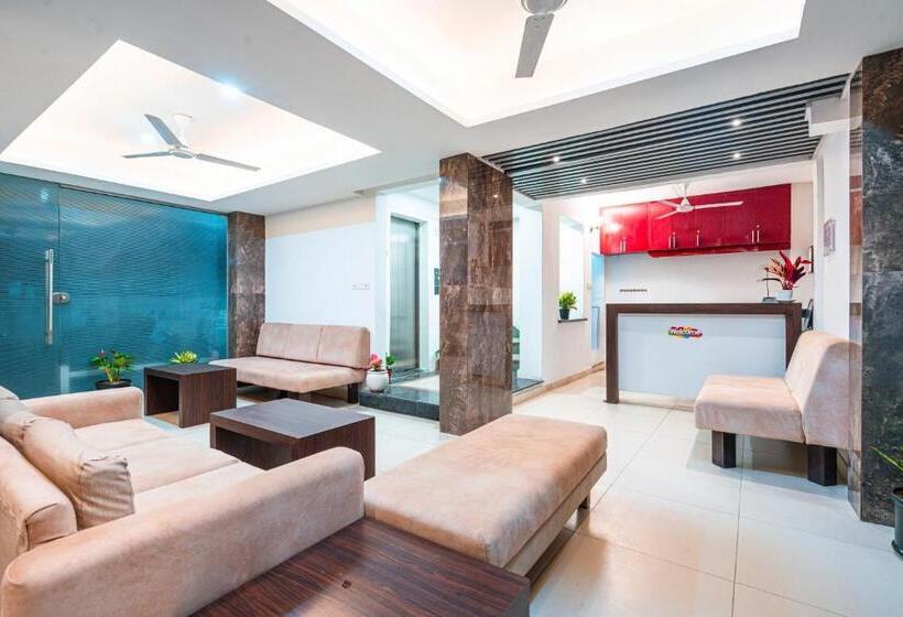 Hotell Treebo Silver Apartment