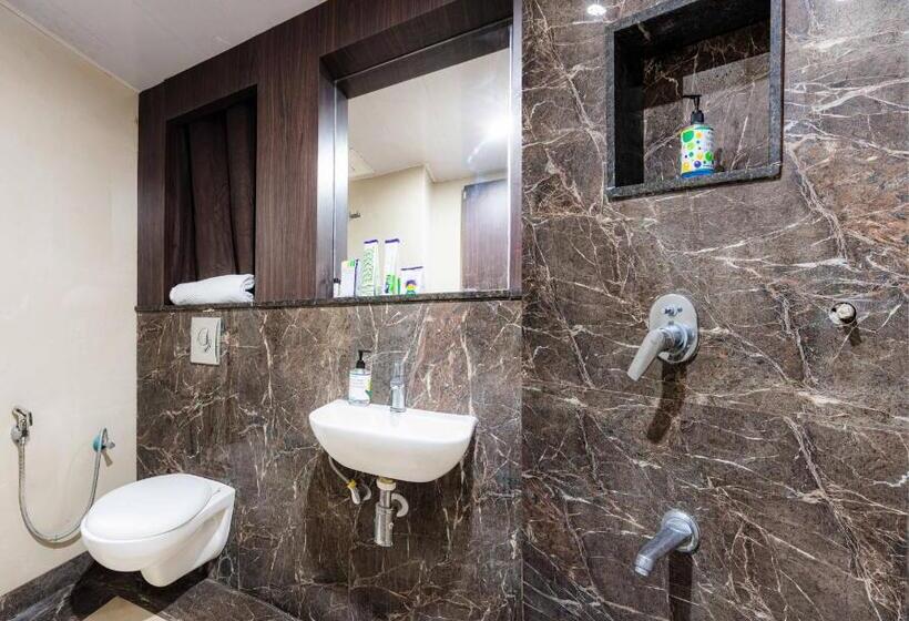 Hotell Treebo Silver Apartment