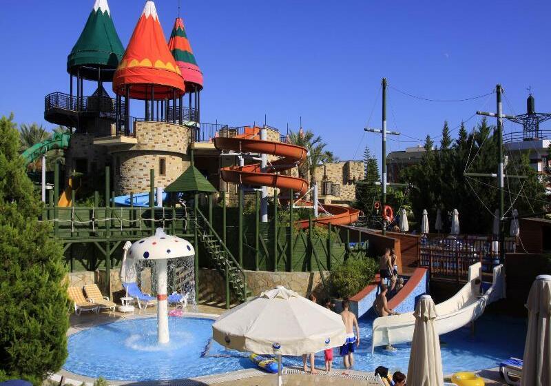 هتل Aqi Pegasos Royal