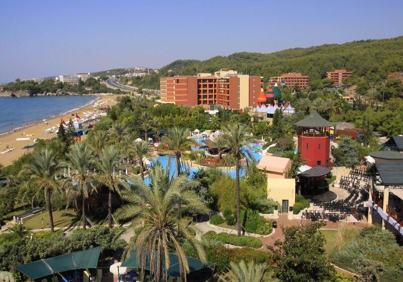 هتل Aqi Pegasos Royal