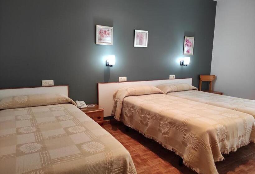 בית מלון כפרי Grove