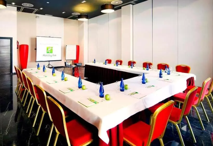 هتل Holiday Inn Madrid Las Tablas, An Ihg