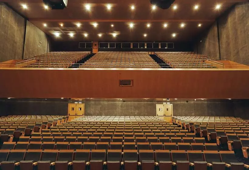 هتل Ohtels Islantilla