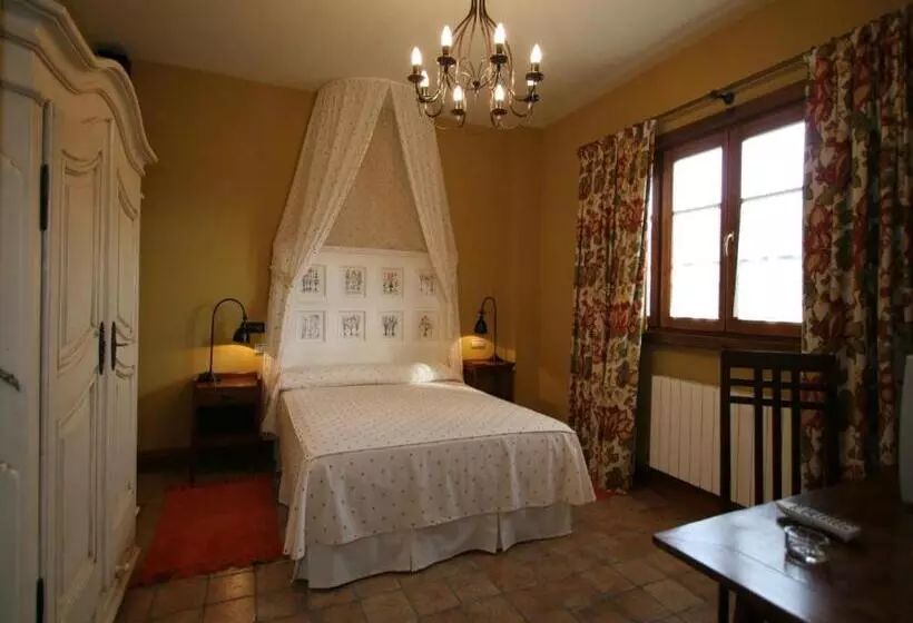 田舎風ホテル Posada La Robleda