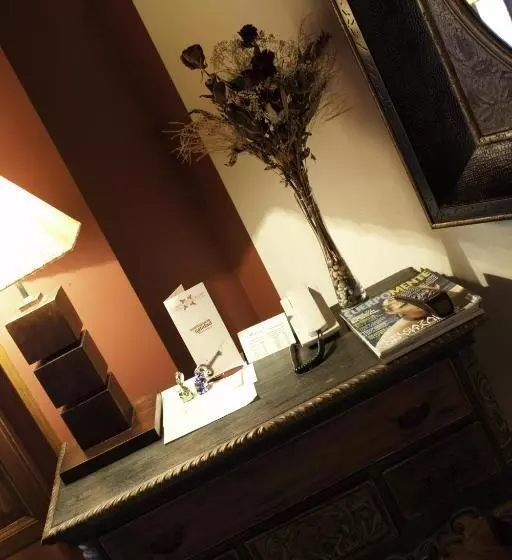 田舎風ホテル Posada La Robleda