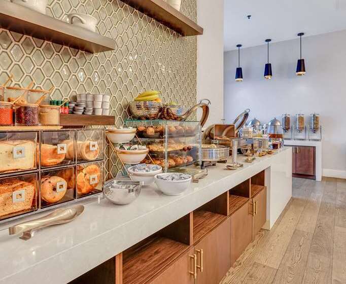 فندق The Bluff Savannah Historic, Tapestry Collection By Hilton