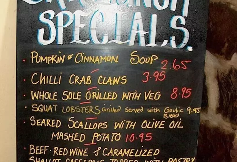 فندق The Old Inn