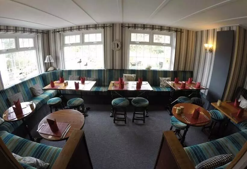 فندق The Old Inn