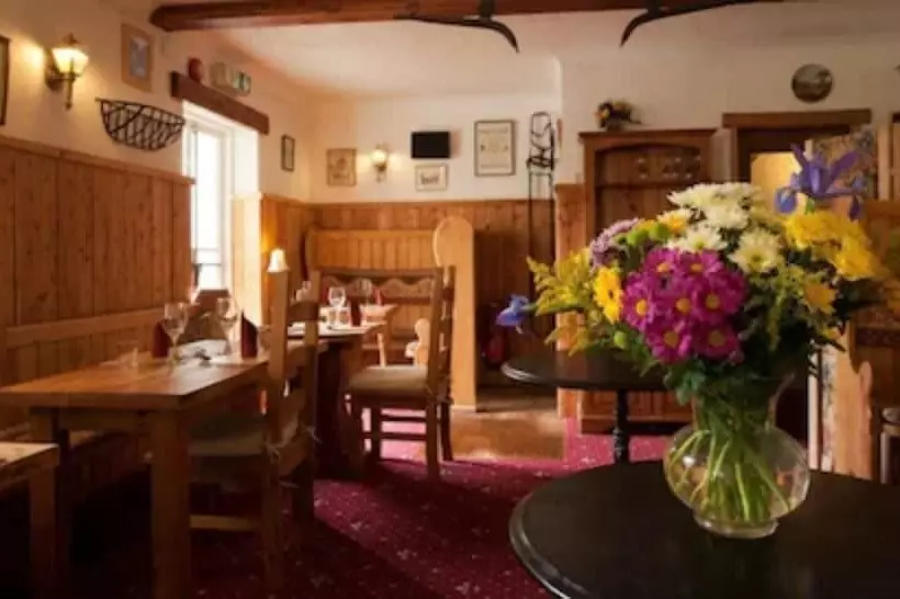 فندق The Old Inn