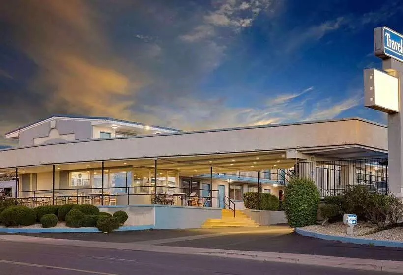 هتل Travelodge By Wyndham Page, View Of Lake Powell