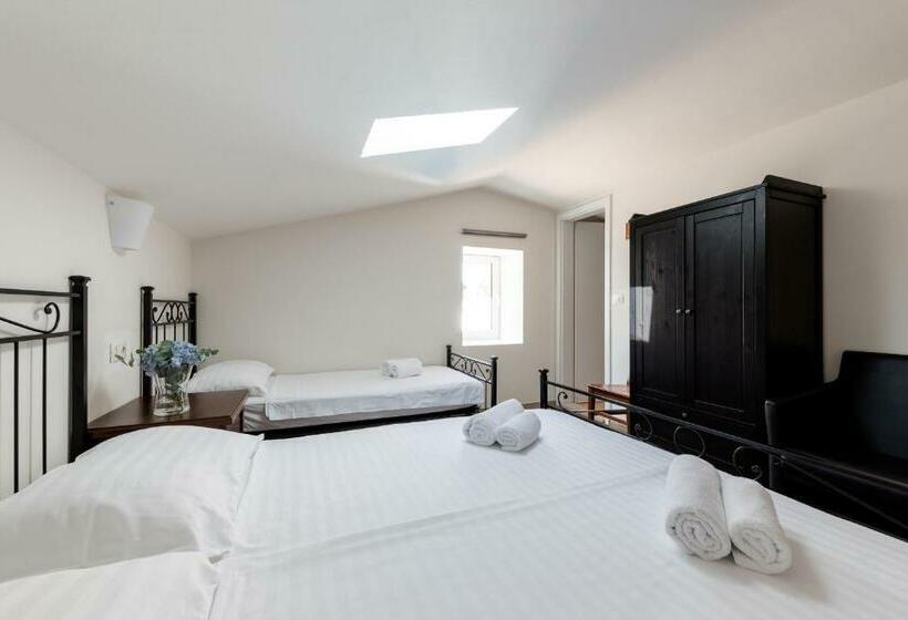 تختخواب و صبحانه Miracolo Di Mare Retro