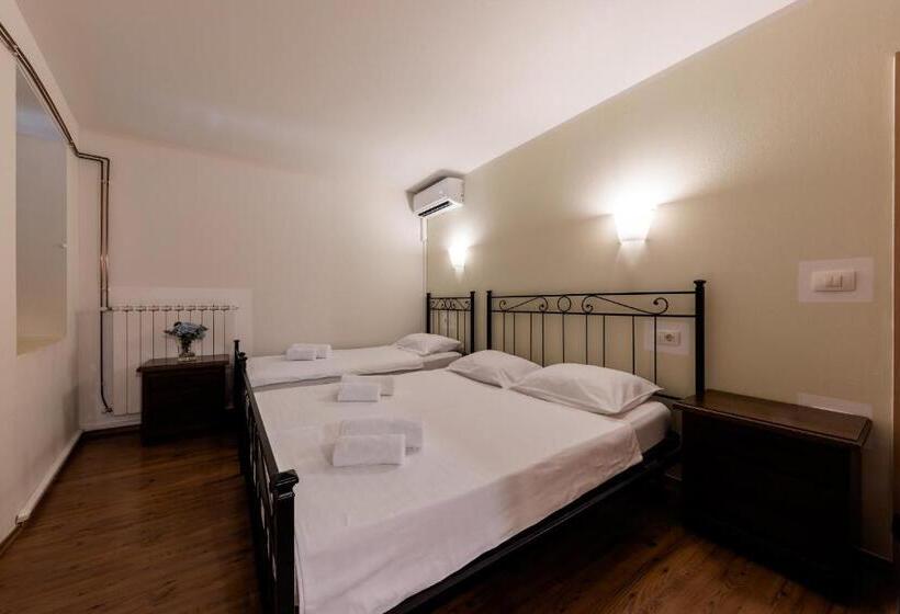 تختخواب و صبحانه Miracolo Di Mare Retro