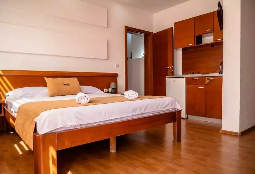 تختخواب و صبحانه Apartments Bonita