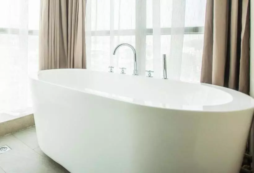 Lavande Hotels Guangzhou Baiyun Avenue North Metro Station