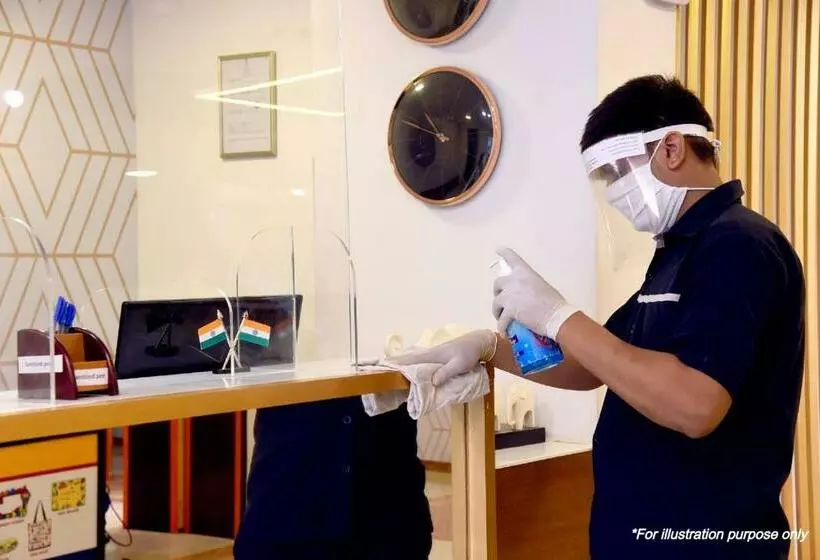 هتل Oyo 71556 Vmb Residency