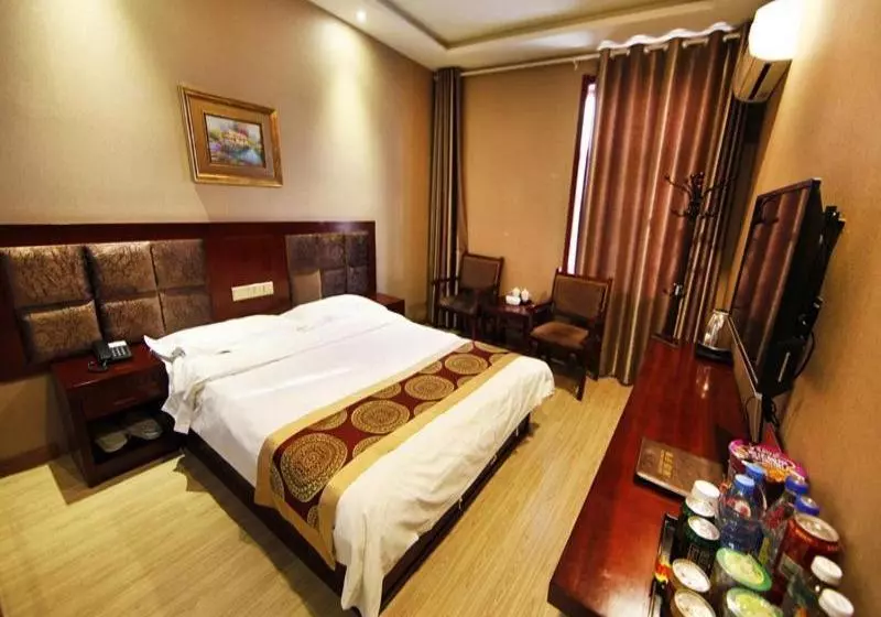 Hotel Shell Dingxi Train Station