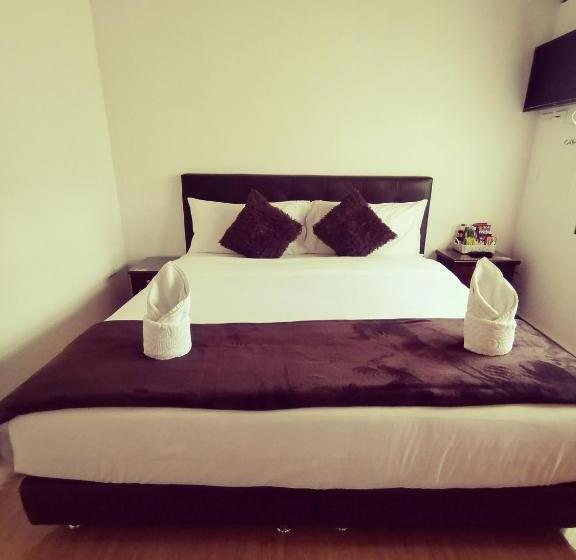 پانسیون Hospederia Sandaned