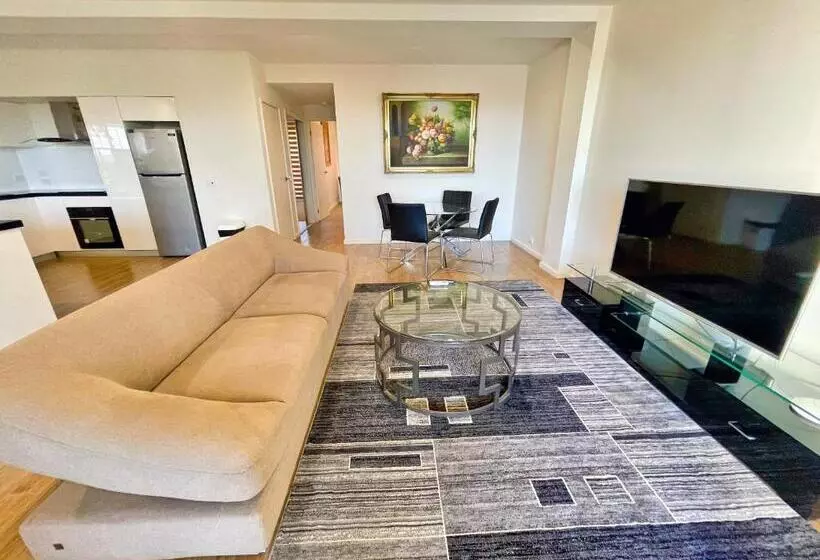 Phillip Island Towers