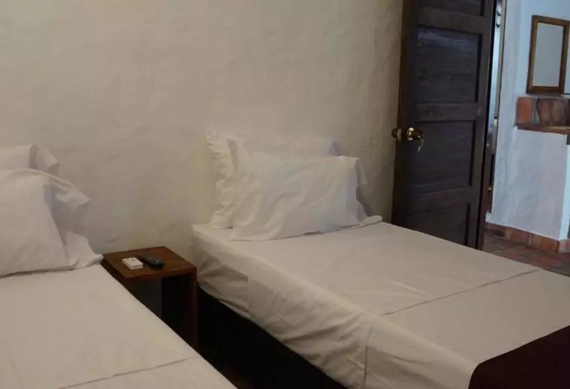 ユースホステル Moncogua Casa De Hospedaje