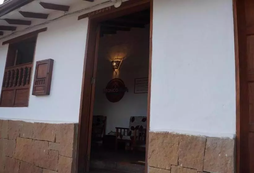 ユースホステル Moncogua Casa De Hospedaje