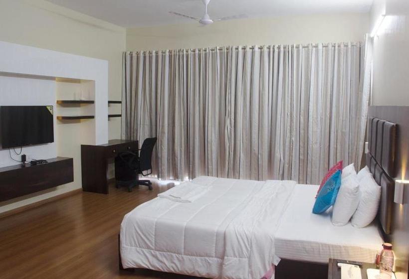 민박 Amanora Park Town