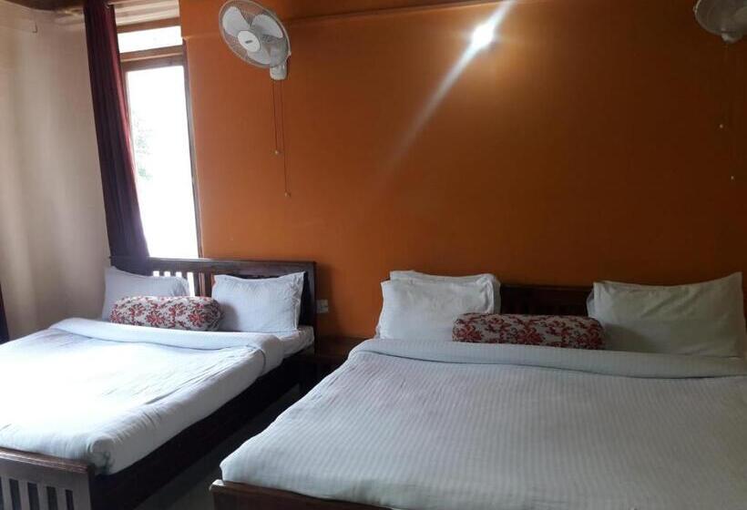 Hotell Stayapart I The Maple Residences   Lake Front