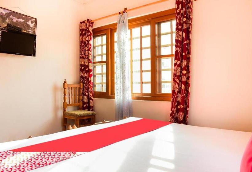 ホテル Oyo 63507 Basera Residency