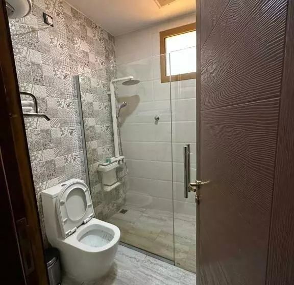 Leen Serviced Apartments