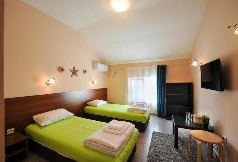 پانسیون Best Rest Guest Rooms