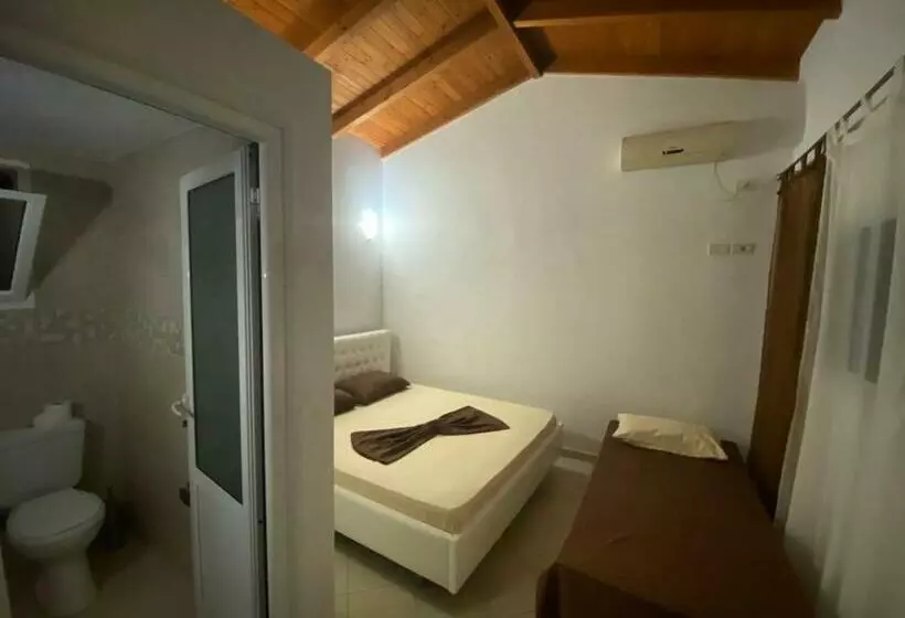 پانسیون Guest House Dhermi