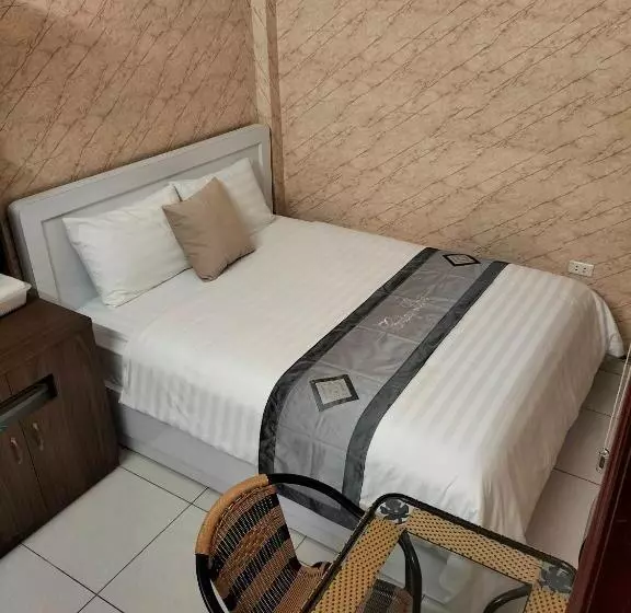 Roma Hotel Noi Bai Airport